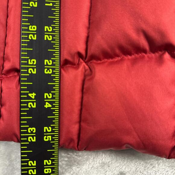 Eddie Bauer Down Puffer Vest Womens Medium Maroon Red Quilted Sleeveless - Picture 6 of 7